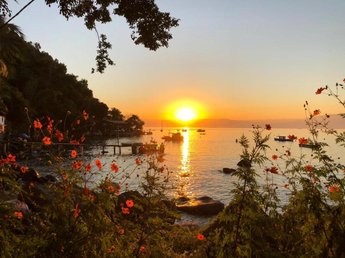 Pousada Conves - Ilha Grande Praia de Araçatiba Buitenkant foto