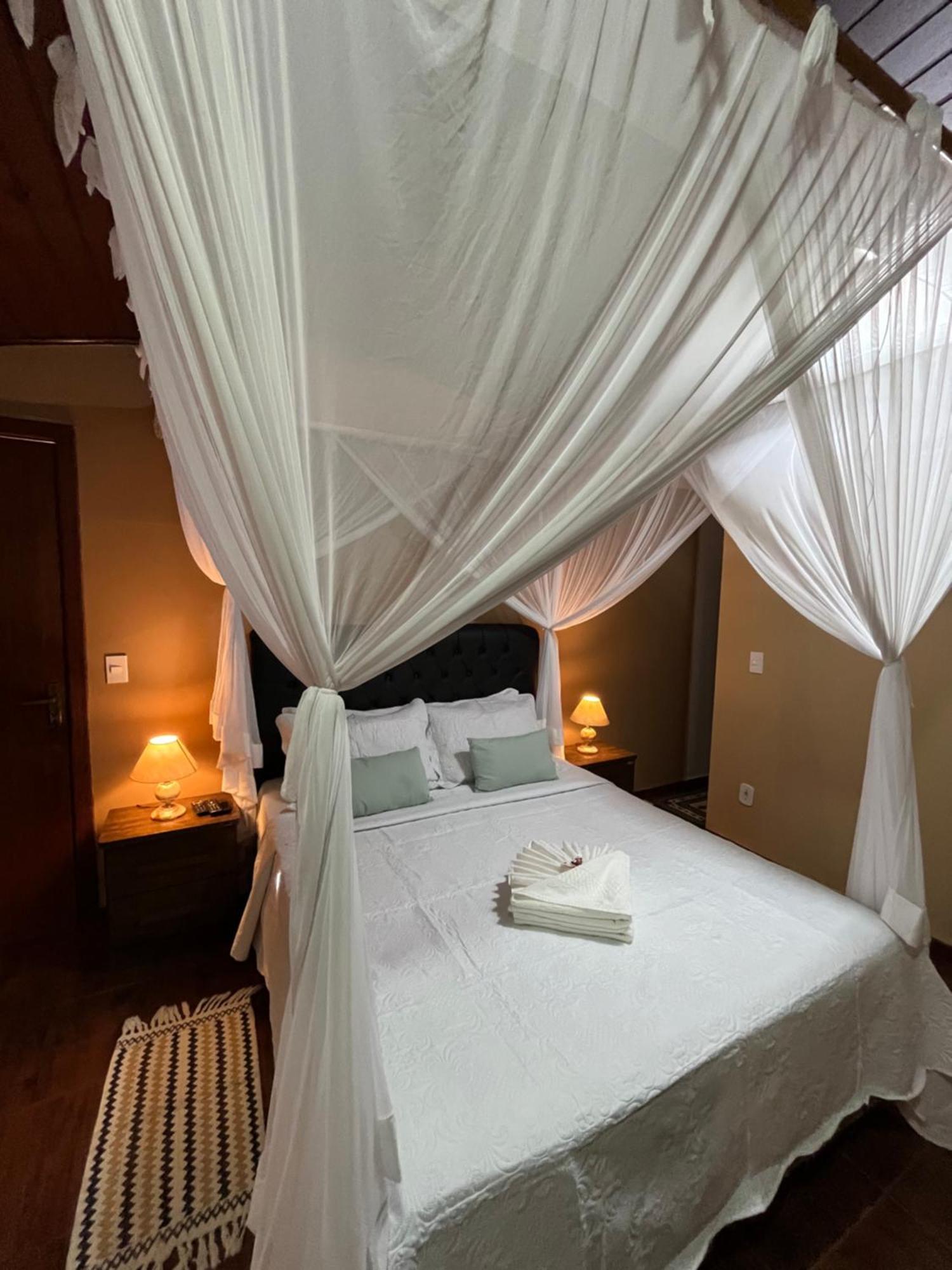 Pousada Conves - Ilha Grande Praia de Araçatiba Kamer foto